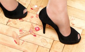 Schuhe auf Parkett 1